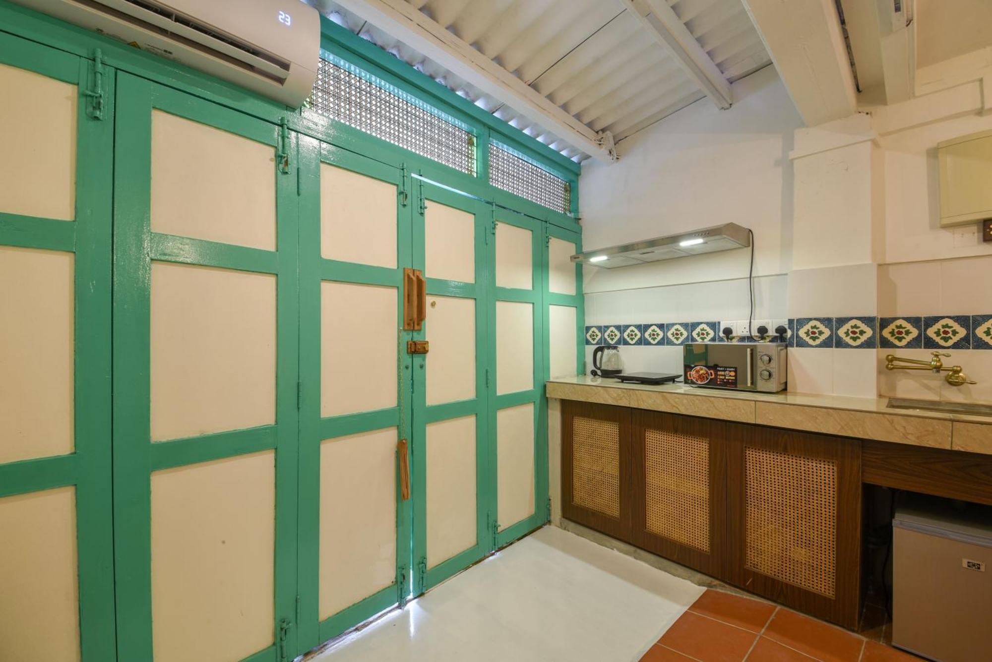 Ohana House Hq Malacca Exterior photo